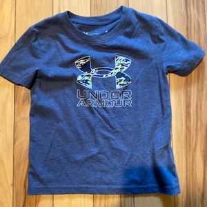 Under Armour 3T gray short sleeve shirt